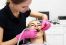 Home Remedies to Relieve Tooth Pain Naturally
